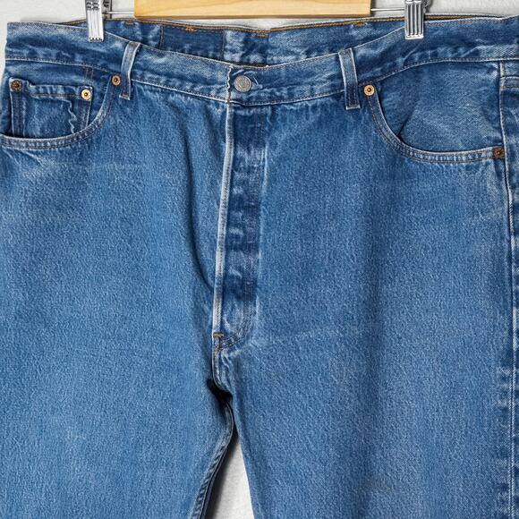 Levi’s Men’s Jeans 501 Vintage Button Fly Classic Straight Leg 100% Cotton 42x30 - Picture 3 of 12